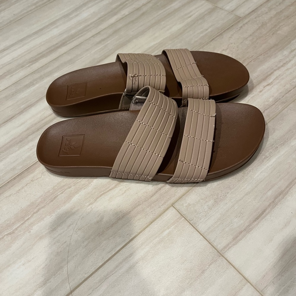 Reef sandal